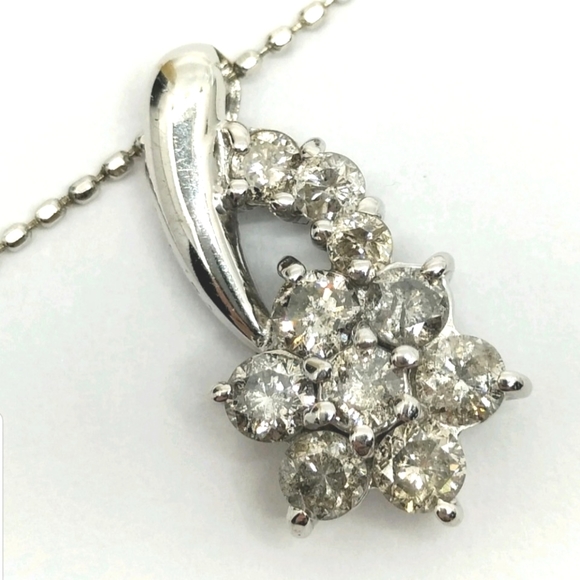Jewelry - SOLID 18kt White Gold .70cttw Genuine Diamond Necklace